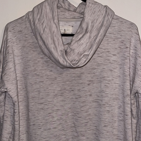🌹LOU & GREY MOCK NECKED SWEATSHIRT - Picture 2 of 6